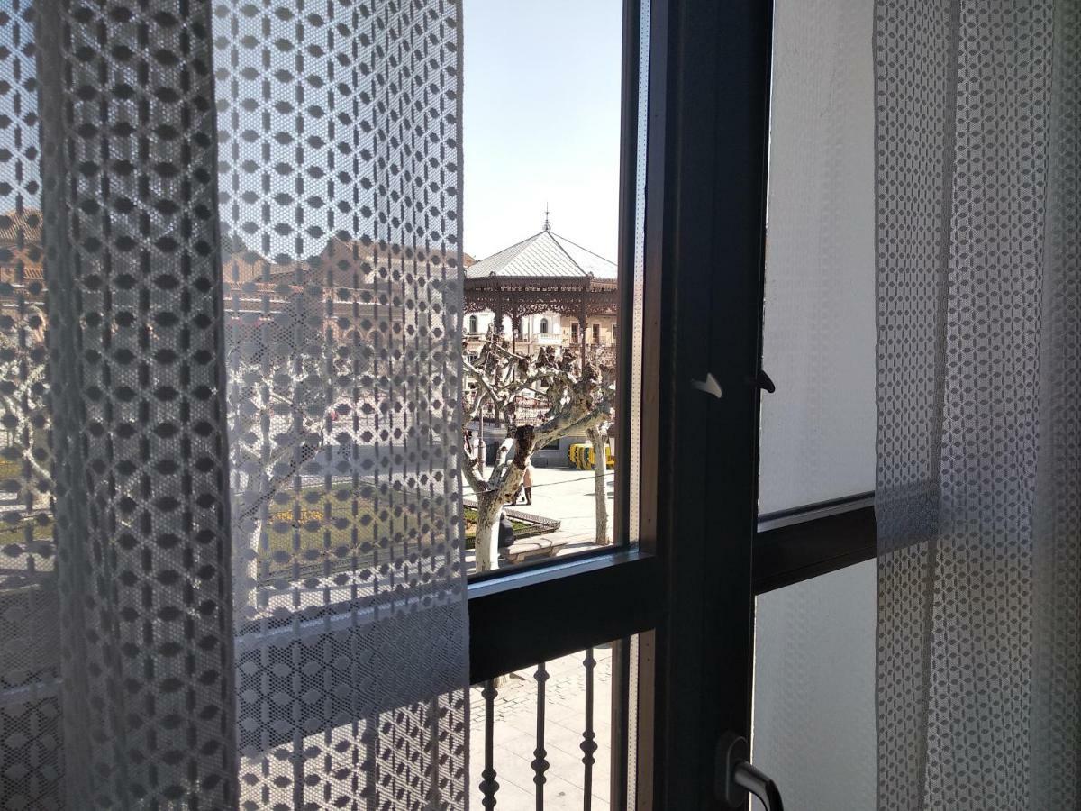 La Casa Tahona Plaza De Cervantes Αλκαλά ντε Ενάρες Εξωτερικό φωτογραφία